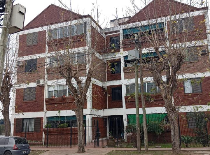 Departamento · 80m² · 3 Ambientes · 1 Cochera