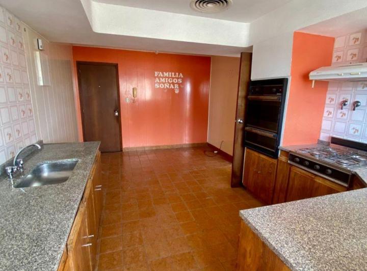 Departamento · 85m² · 3 Ambientes · 1 Cochera