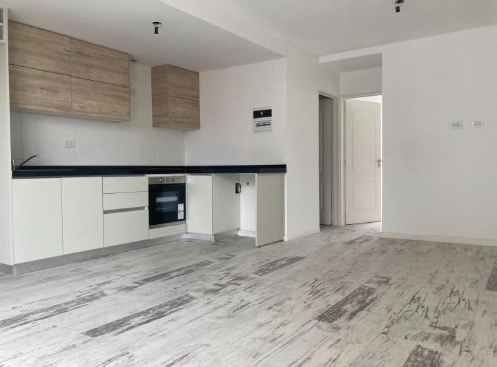 Departamento · 50m² · 2 Ambientes · 1 Cochera