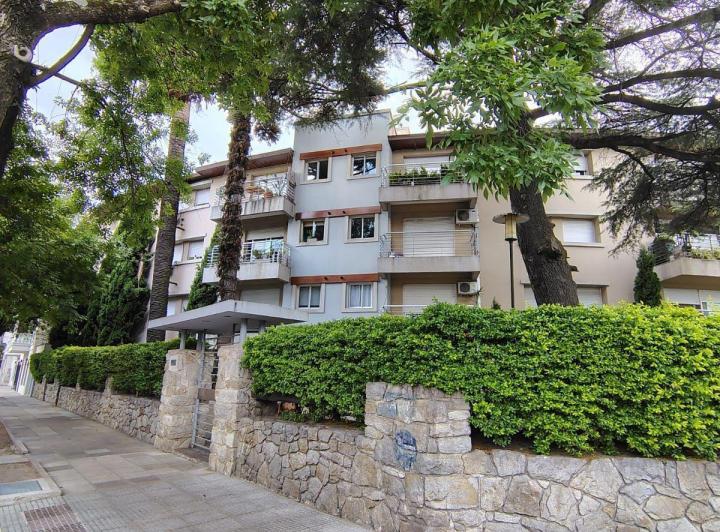 Departamento · 70m² · 3 Ambientes · 1 Cochera