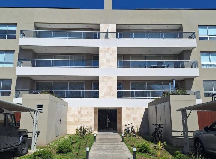 Departamento · 85m² · 3 Ambientes · 1 Cochera