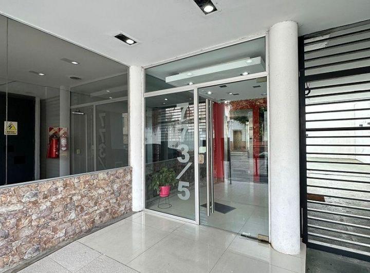 Departamento · 100m² · 4 Ambientes · 2 Cocheras