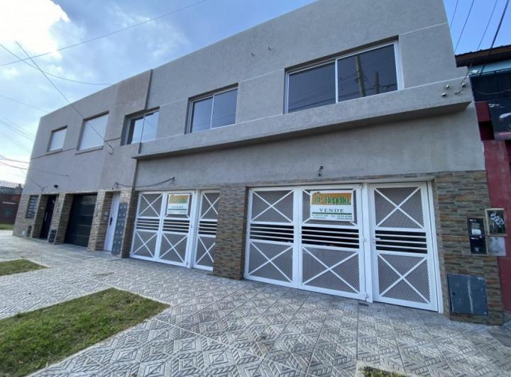 Departamento · 103m² · 4 Ambientes · 1 Cochera