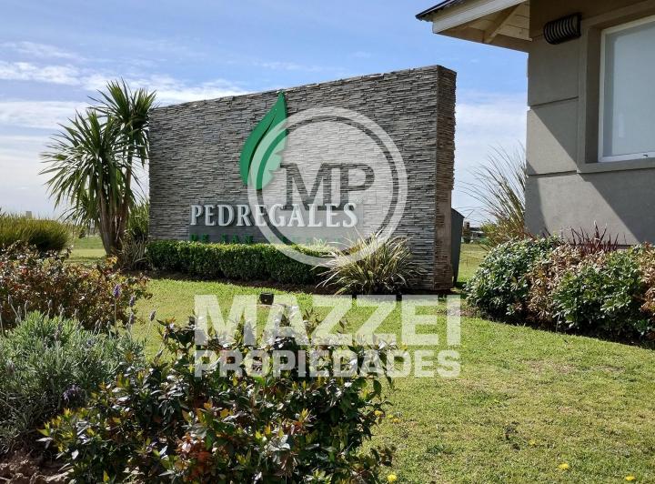 Terreno · 700m²