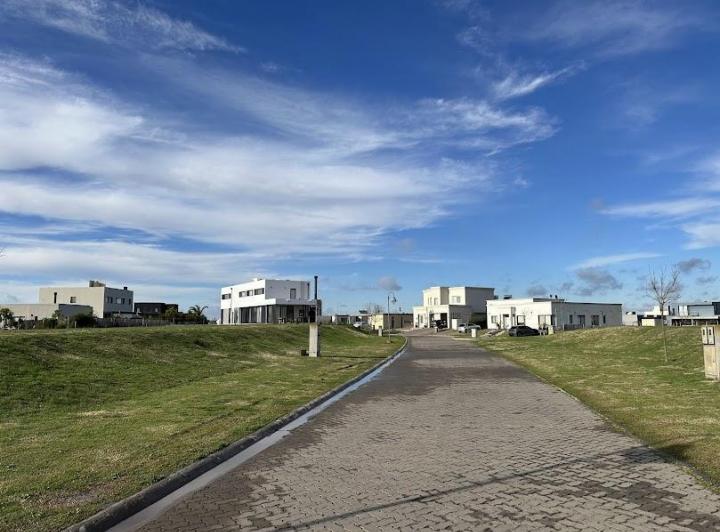 Terreno · 700m²