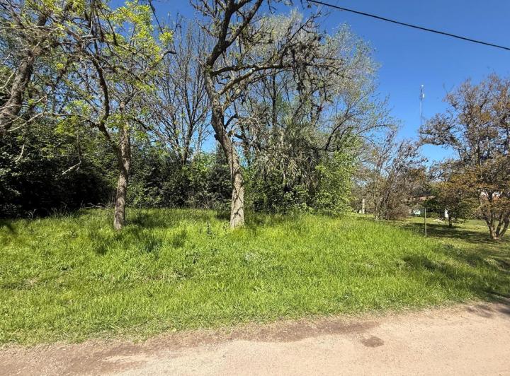 Terreno · 1200m²