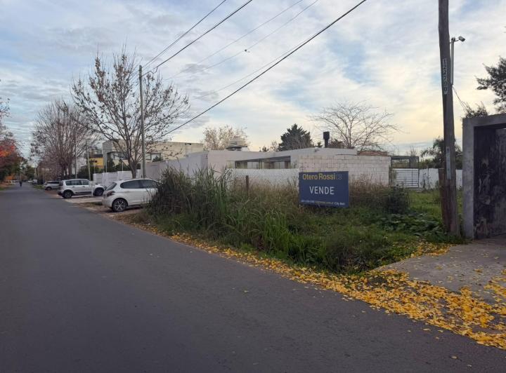 Terreno · 324m²