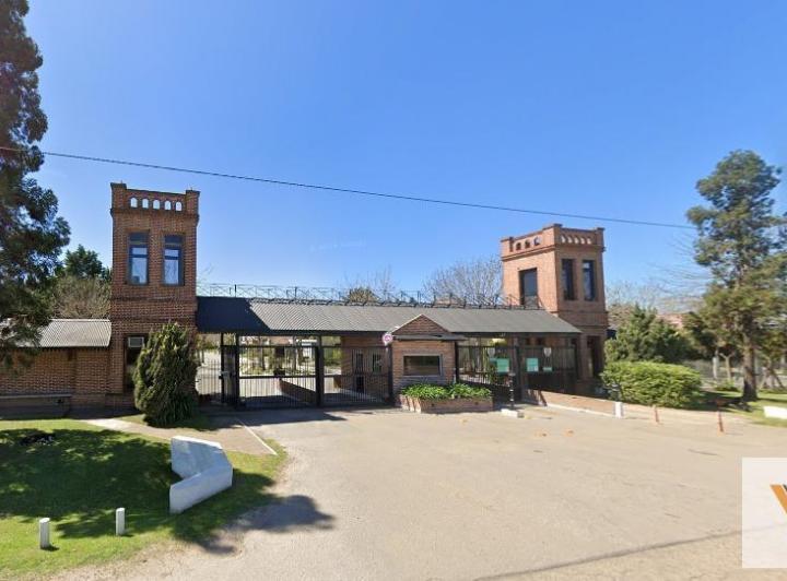 Terreno · 1200m²