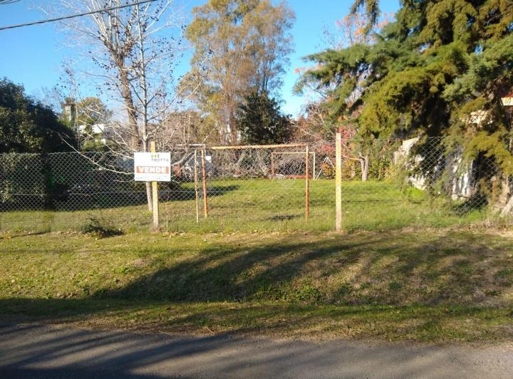 Terreno · 700m²