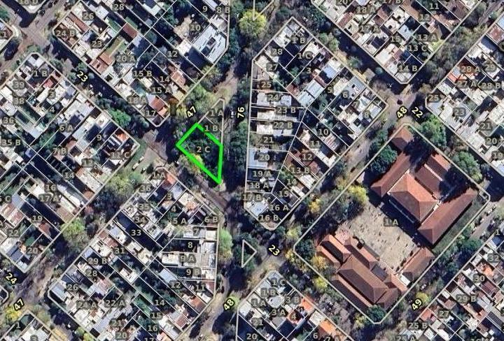 Terreno · 700m²