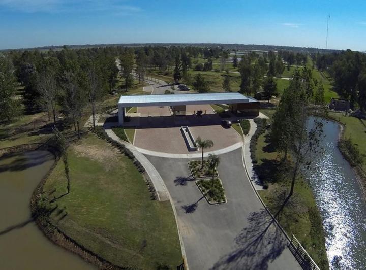 Terreno · 840m²