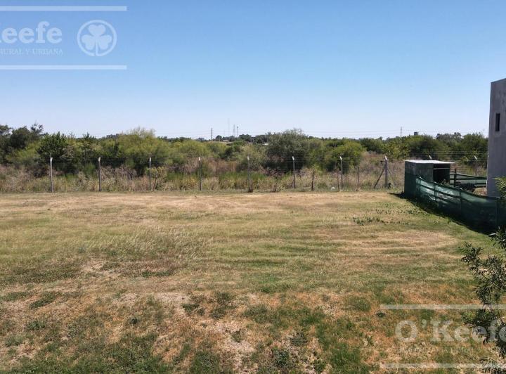 Terreno · 606m²