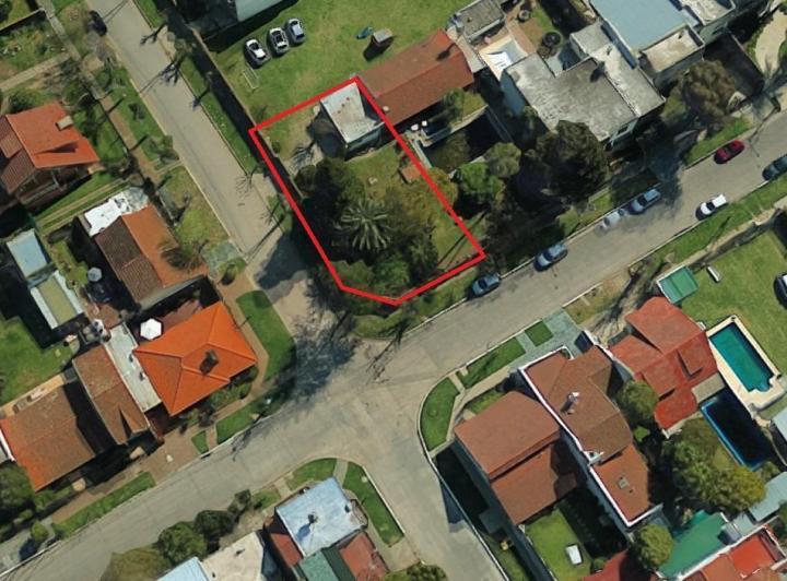 Terreno · 450m²