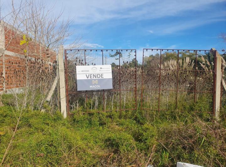 Terreno · 950m²