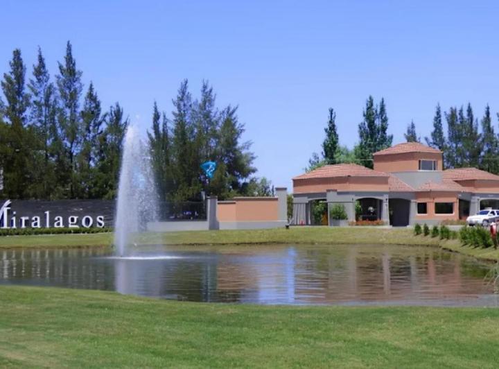 Terreno · 1415m²