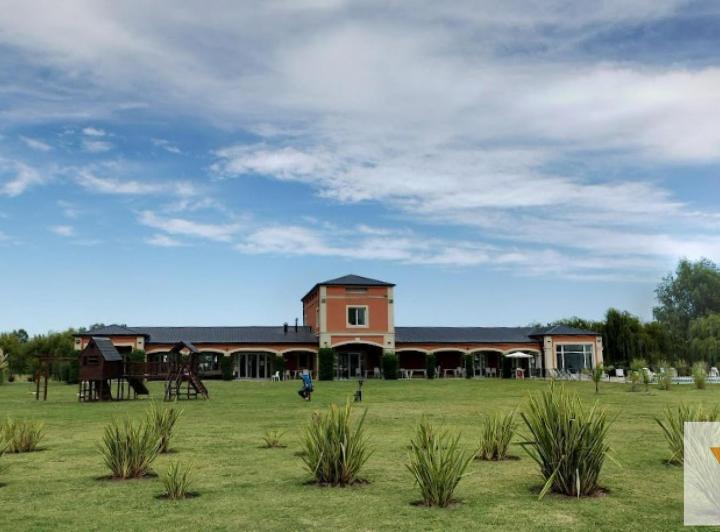 Terreno · 600m²