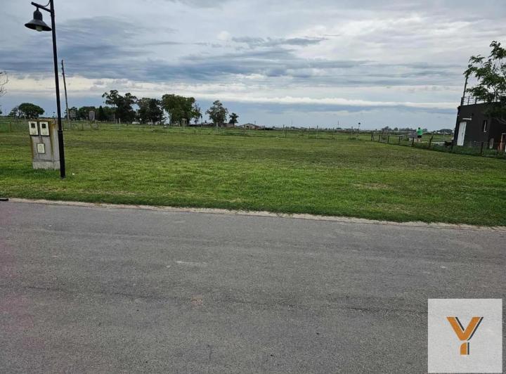 Terreno · 800m²