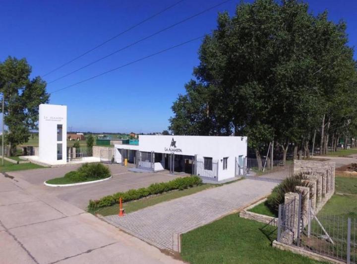 Terreno · 708m²