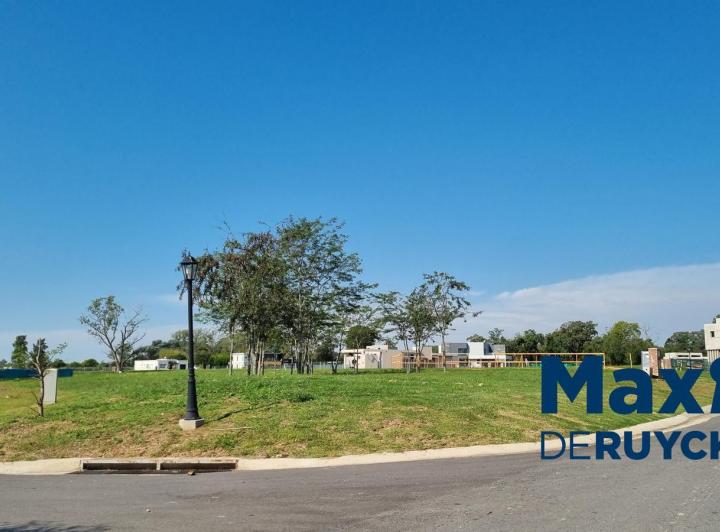 Terreno · 603m²
