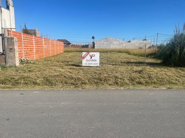 Terreno · 323m²