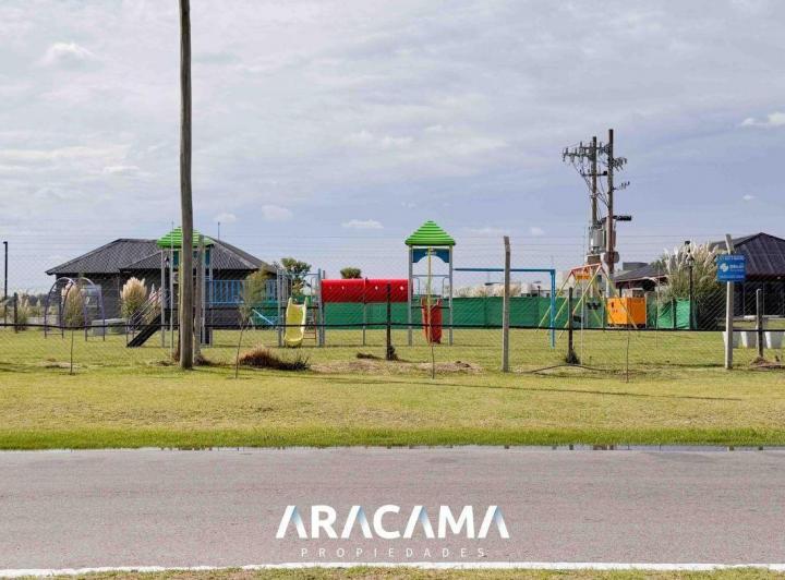 Terreno · 690m²