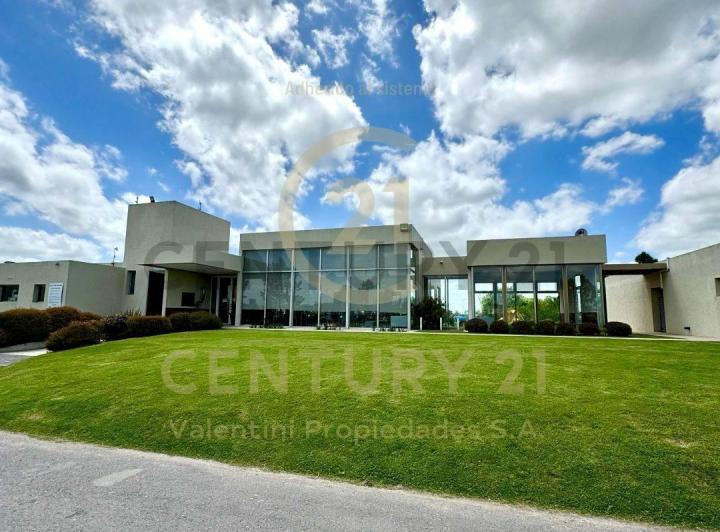 Terreno · 642m²