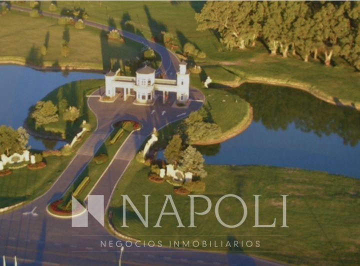 Terreno · 1570m²