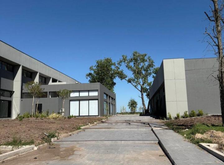 Terreno · 983m²