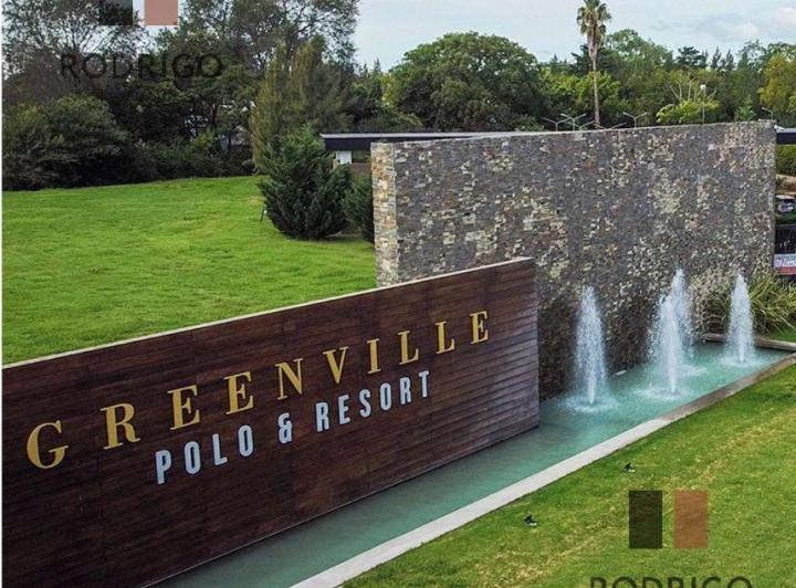 Terreno · 887m²