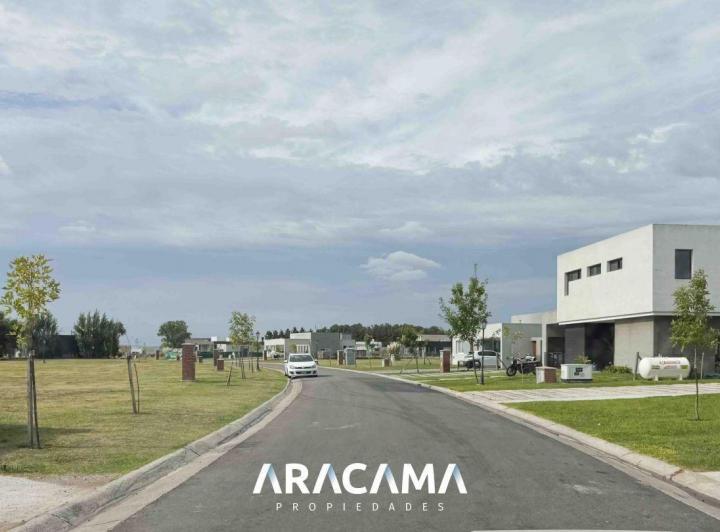 Terreno · 649m²