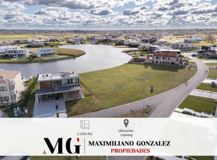 Terreno · 1090m²
