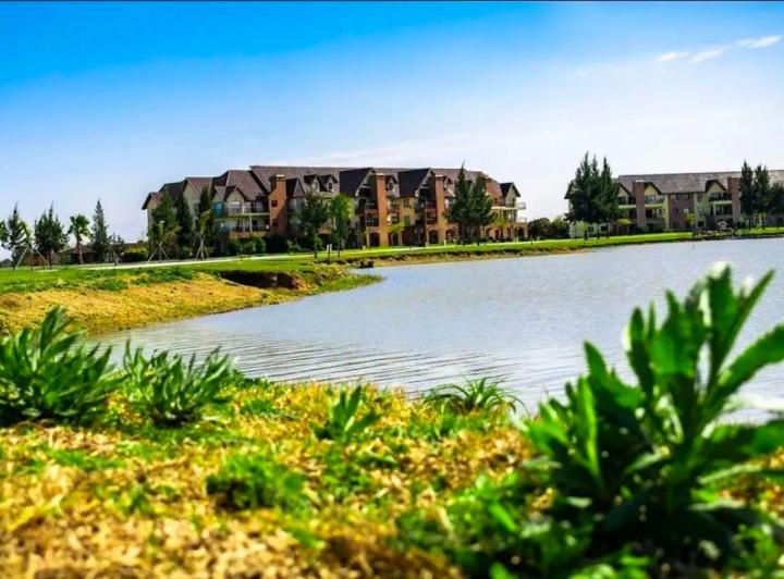 Terreno · 738m²