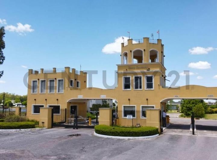 Terreno · 880m²