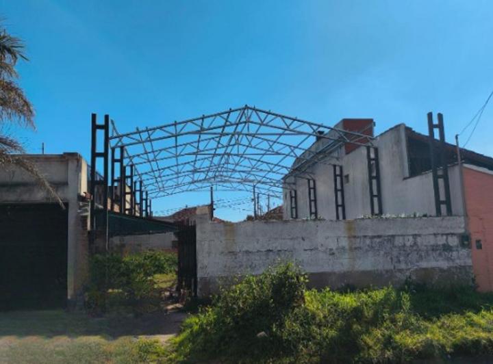 Terreno · 267m²