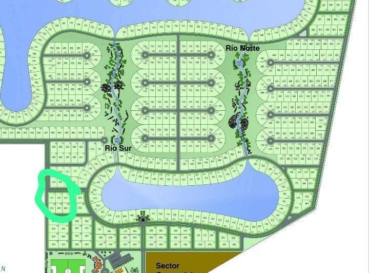 Terreno · 600m²