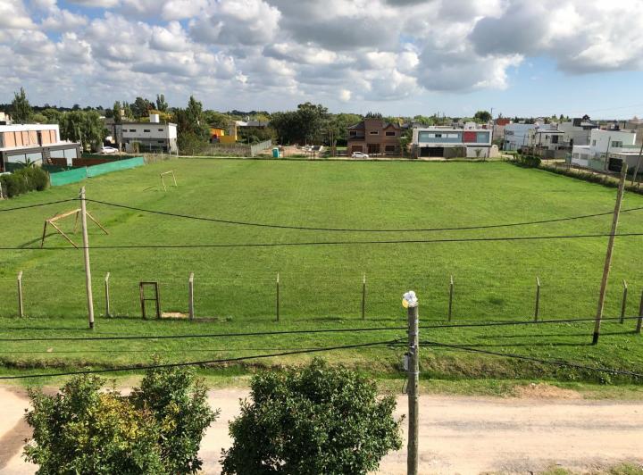 Terreno · 371m²