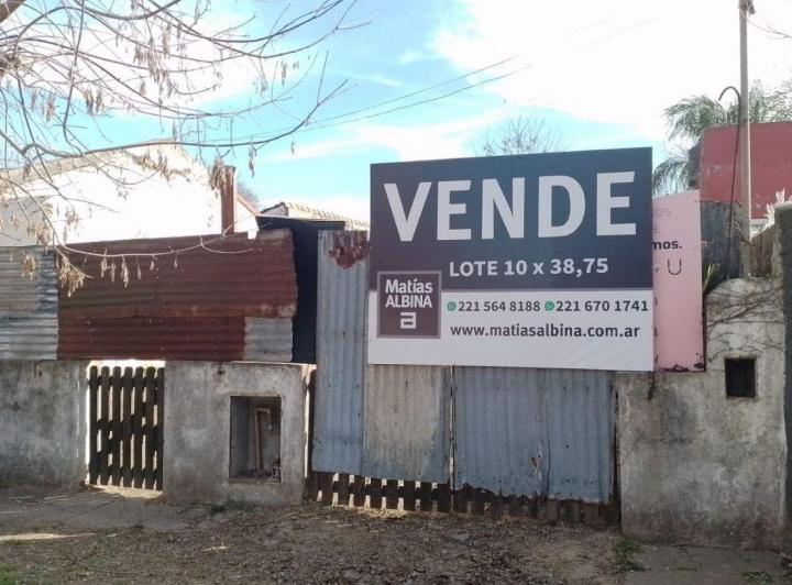 Terreno · 387m²