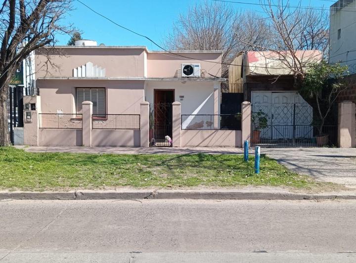 Terreno · 1204m²