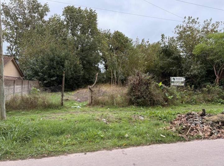 Terreno · 444m²