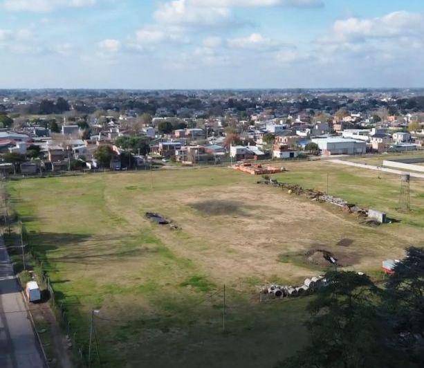 Terreno · 307m²