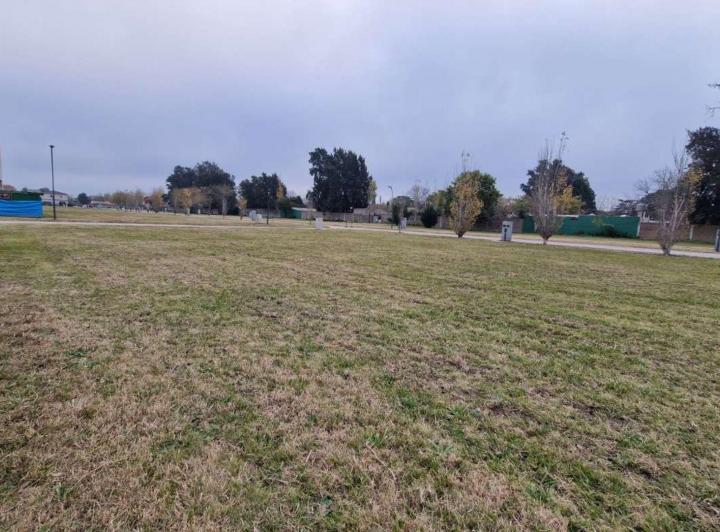 Terreno · 450m²