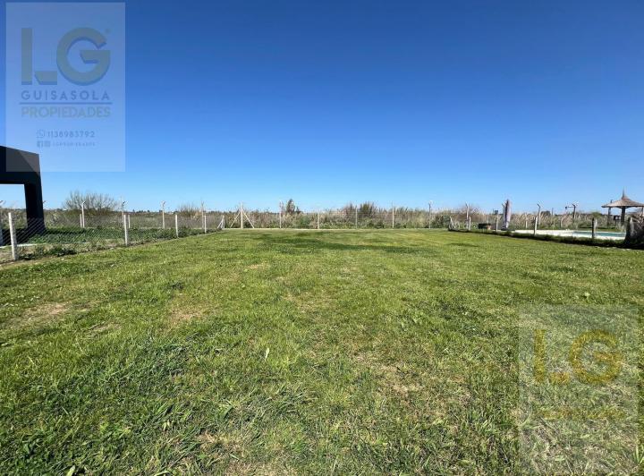 Terreno · 600m²