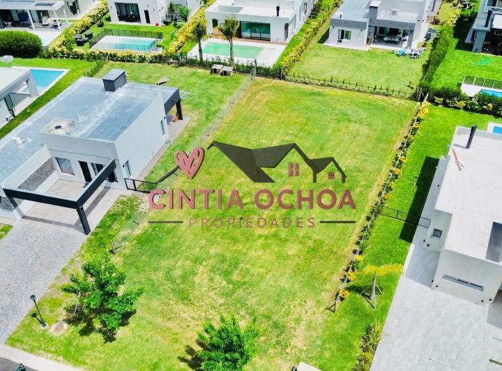 Terreno · 626m²