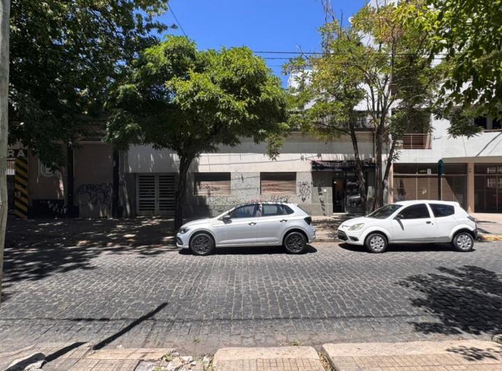 Terreno · 600m²