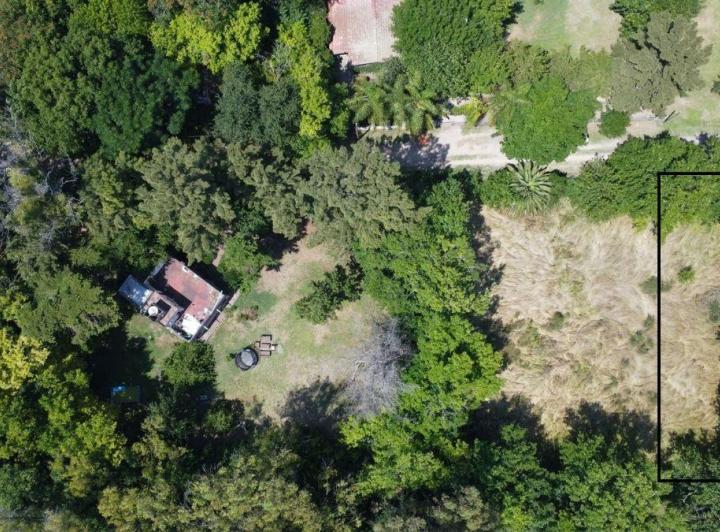 Terreno · 1090m²