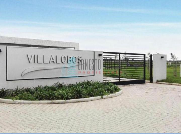 Terreno · 700m²