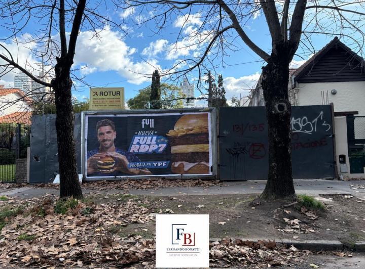 Terreno · 805m²