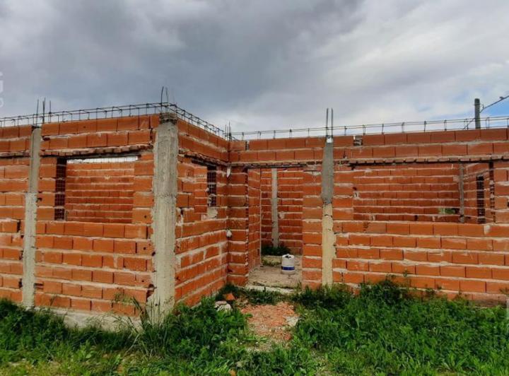 Terreno · 602m²