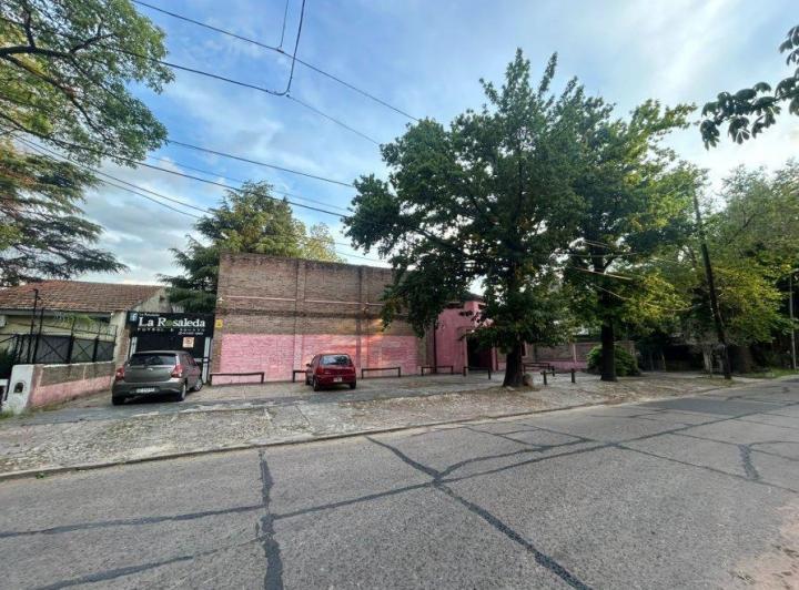 Terreno · 1913m²