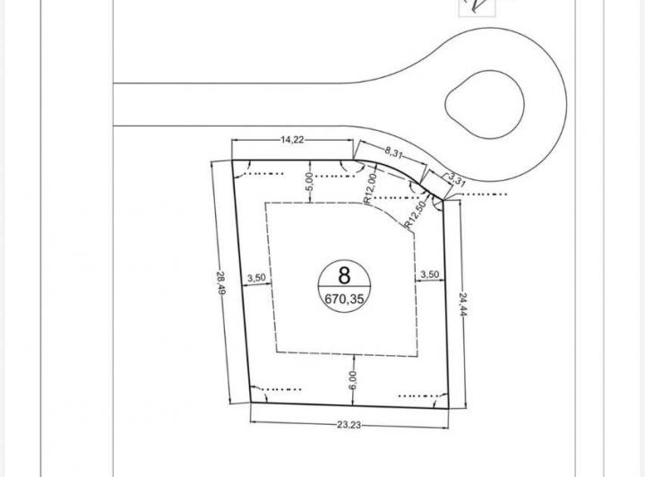 Terreno · 670m²